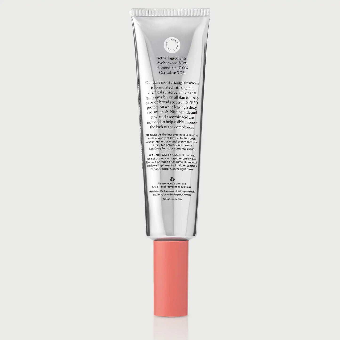 dew-glow-moisturizer-spf-50-jumbo-l2 NATR_Dew_Glow_Jumbo_Back_CapOn_bonebkgd.webp