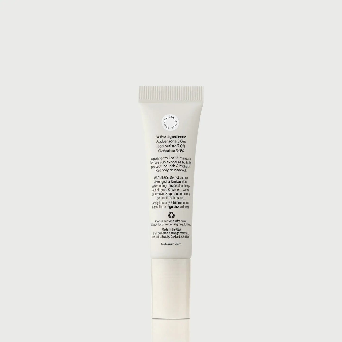 phyto-glow-lip-balm-spf-45-clear-s9 NATR-10124_PhytoGlow_SPF_Clear_primary_capon_back_bonebkgd_1.webp