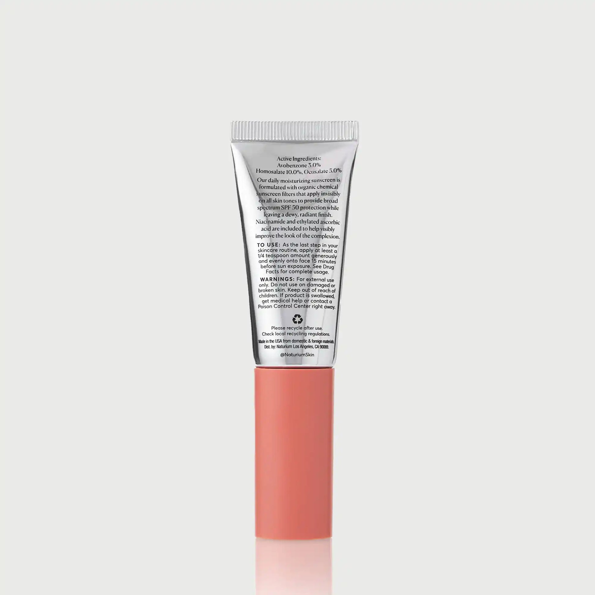 dew-glow-moisturizer-spf-50-travel-size-e4 NATR-10157_Dew-Glow-Moisturizer-SPF-50-Mini_back_capon_bonebkgd_d7cb9bbb-e294-42e2-8d5a-28c73c09b5b5.webp