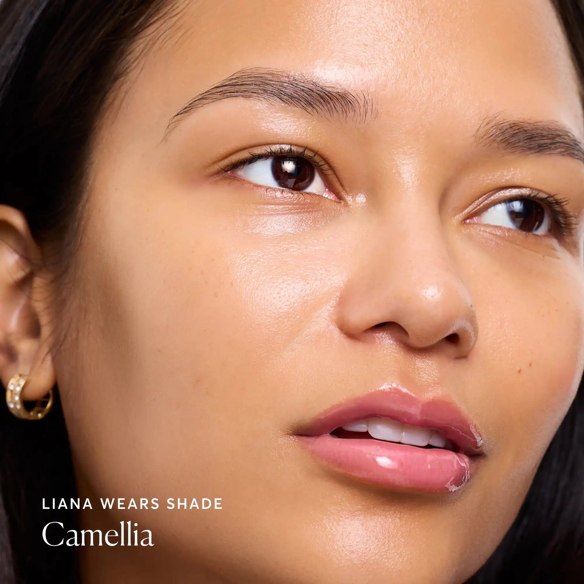 phyto-glow-lip-balm-camellia-x1 NATR-60075-Alt-Images-Phyto-Glow-Lip-Balm-Camellia-04.webp