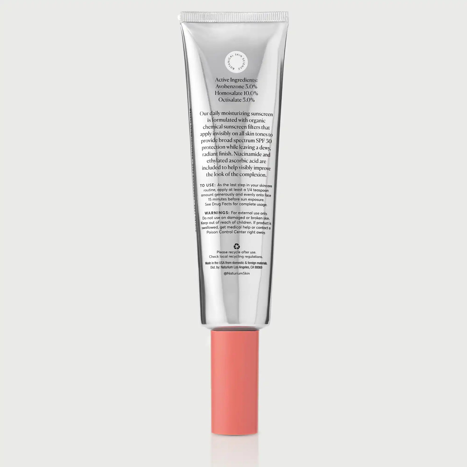 dew-glow-moisturizer-spf-50-jumbo-l2 NATR_Dew_Glow_Jumbo_Back_CapOn_bonebkgd.webp